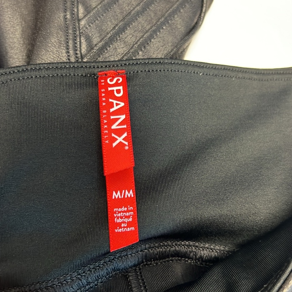 SPANX‎ - Picture 6 of 8